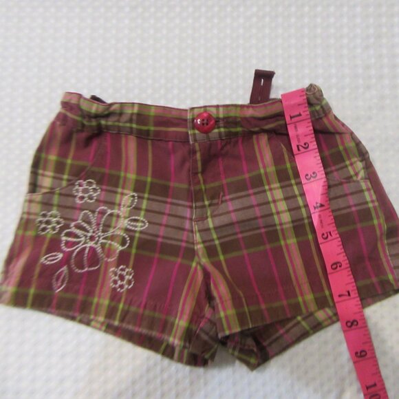 Little Girls Size 3 Shorts plaid - Picture 10 of 10